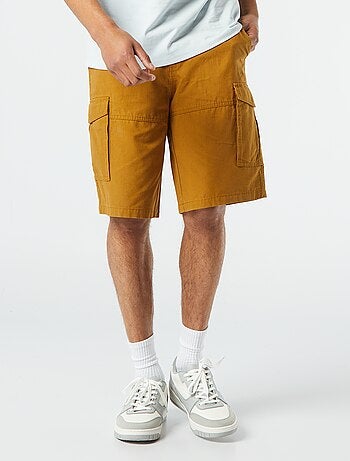 Bermudas multibolsillos