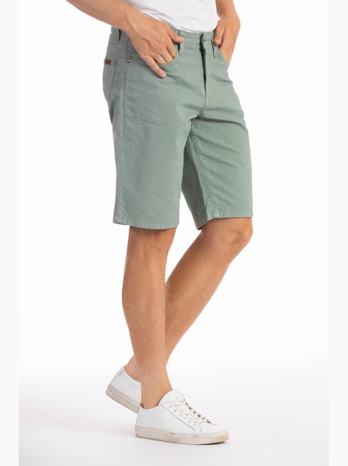Bermudas relajadas de lona de algodón de corte recto GENESYX - Kiabi Bermudas relajadas de lona de algodón de corte recto GENESYX - Kiabi