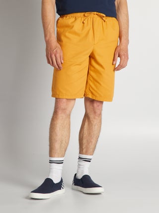 Bermudas tipo chino con cintura elástica