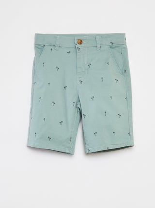 Bermudas tipo chino con estampado