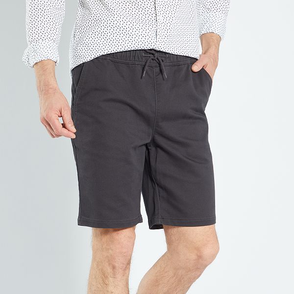 Bermudas tipo chino de sarga de algodón elástica Hombre talla S-XXL - gris  oscuro - Kiabi - 12,00€