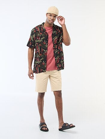 Bermudas tipo chino de sarga lisas