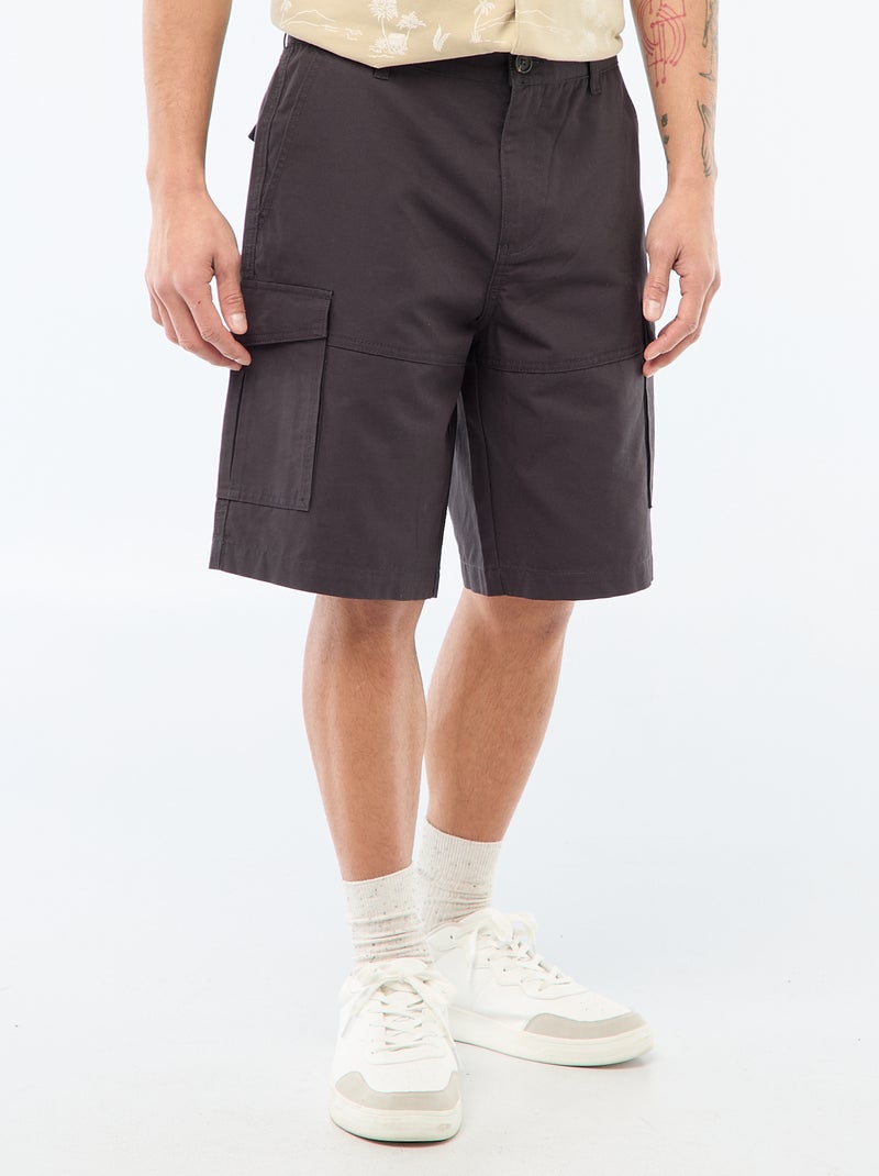 Bermudas tipo chino de sarga lisas multibolsillos Gris - Kiabi