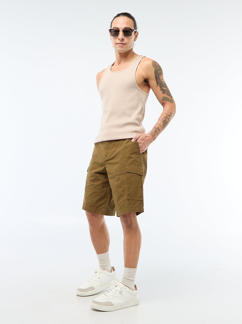 Bermudas tipo chino de sarga lisas multibolsillos Kaki - Kiabi