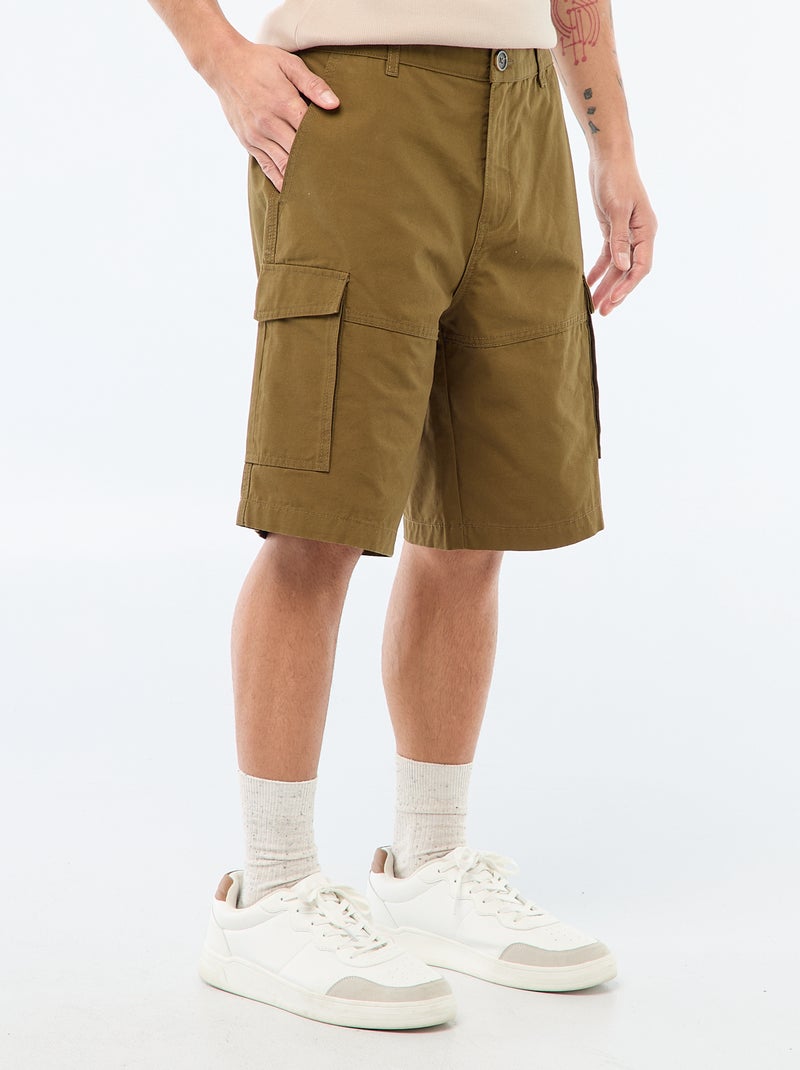Bermudas tipo chino de sarga lisas multibolsillos Kaki - Kiabi