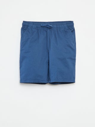 Bermudas tipo chino lisas