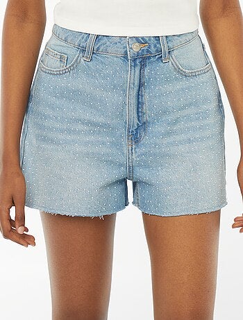 Bermudas vaqueras con 5 bolsillos y strass