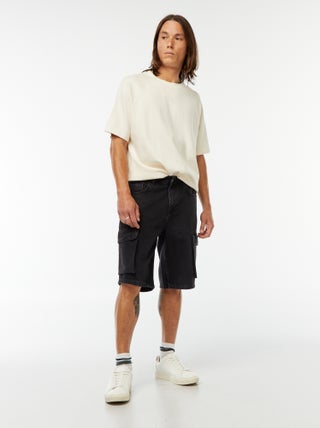 Bermudas vaqueras con múltiples bolsillos