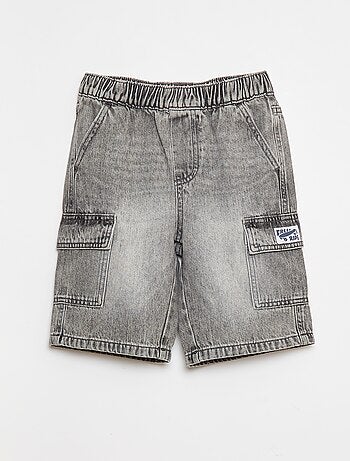 Bermudas vaqueras con múltiples bolsillos