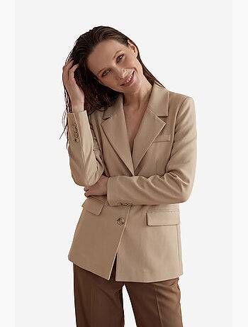 Blazer con cuello chal y cierre de botones my fashion