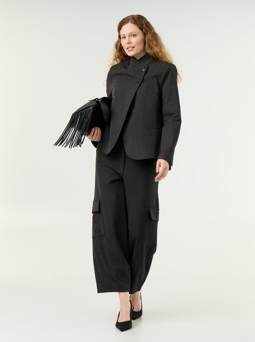Blazer de cuello alto con efecto cruzado - Kiabi