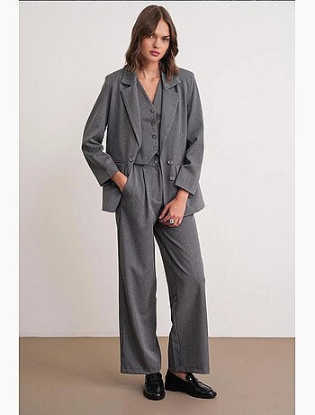 Blazer de manga larga con detalle de plumas artificiales mixray