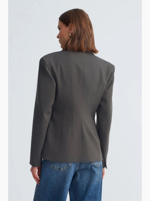 Blazer entallada de crepé con cuello chal dilvin - Kiabi