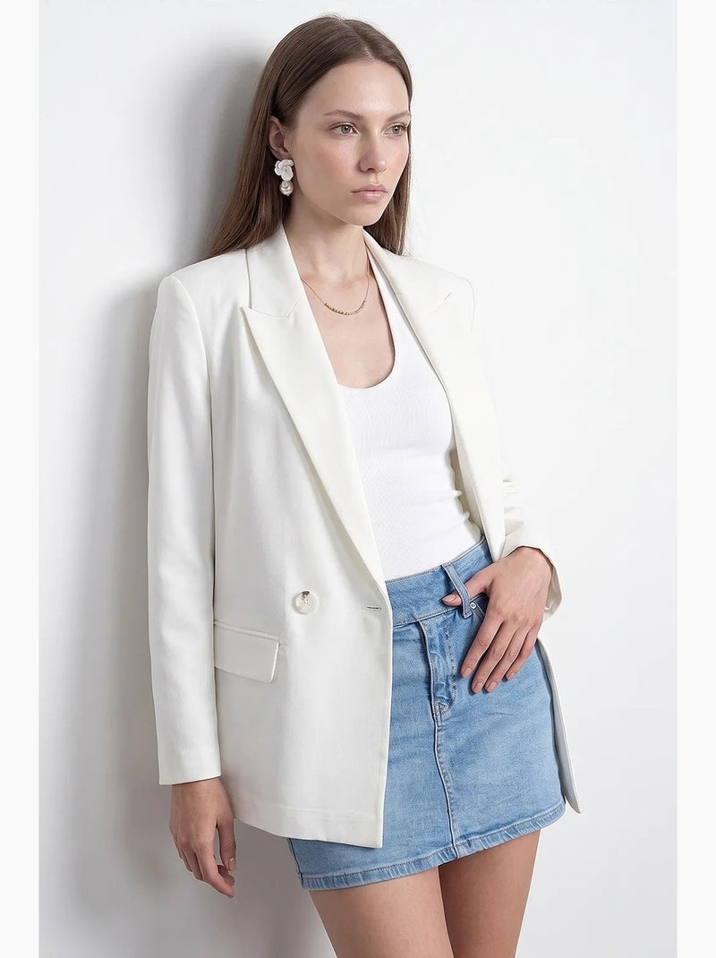 Blazer largo de satén con cuello chal dilvin Blanco roto - Kiabi