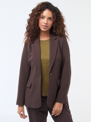 Blazer liso de corte entallado