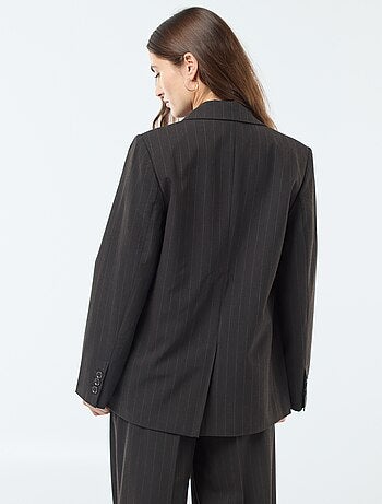 Blazer oversize a rayas con abertura abotonada