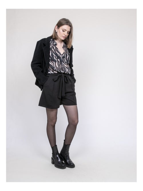 Blazer texturizado URTA - Kiabi Blazer texturizado URTA - Kiabi