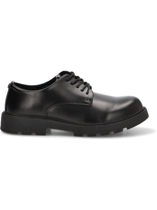 Bluchers Diario Hombre Suela Plana - Mustang - Kiabi Bluchers Diario Hombre Suela Plana - Mustang - Kiabi