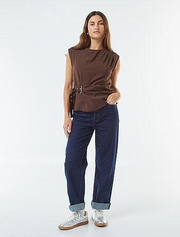 Blusa ancha con hebilla integrada