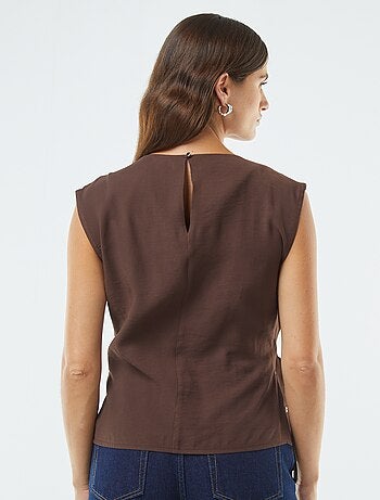 Blusa ancha con hebilla integrada