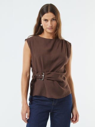 Blusa ancha con hebilla integrada
