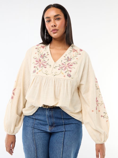 Blusa bordada con flores - Kiabi Blusa bordada con flores - Kiabi