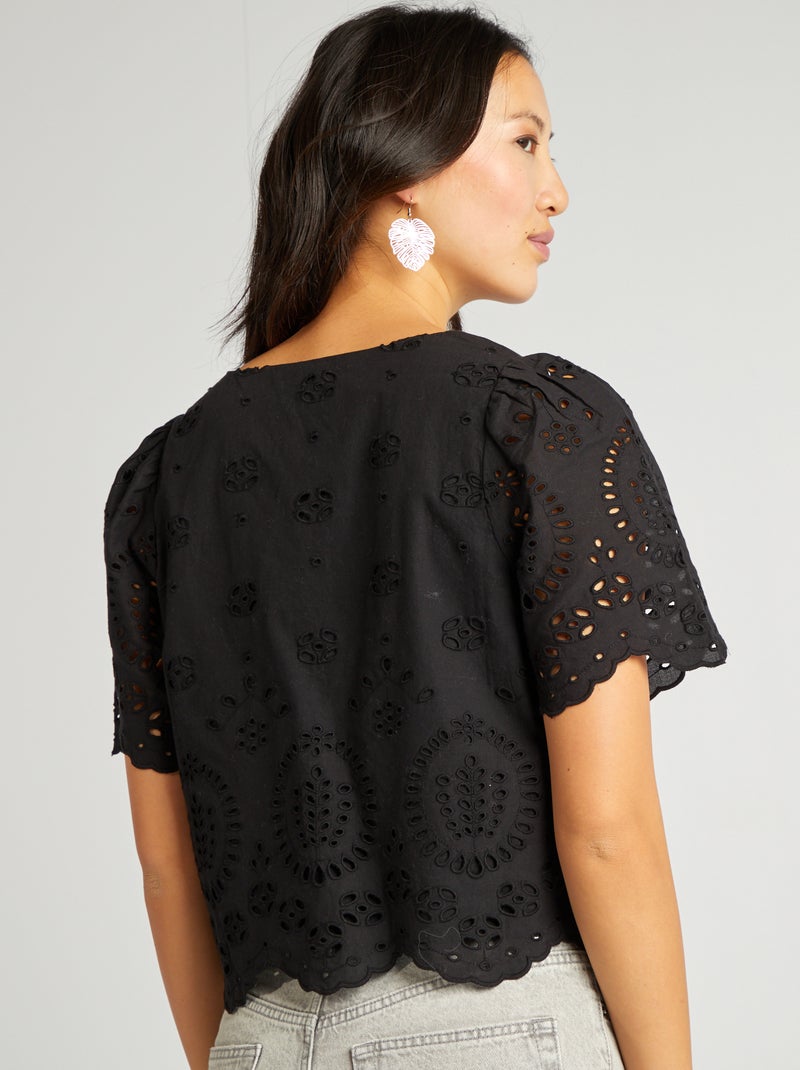Blusa bordada con lazos negro - Kiabi