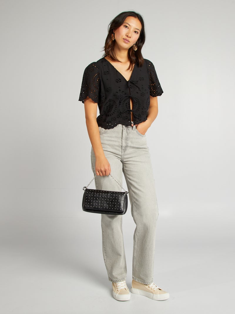 Blusa bordada con lazos negro - Kiabi