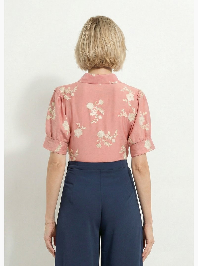 Blusa bordada con mangas abullonadas - Afibel Coral - Kiabi