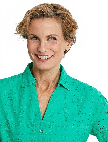 Blusa bordada de manga corta - Afibel