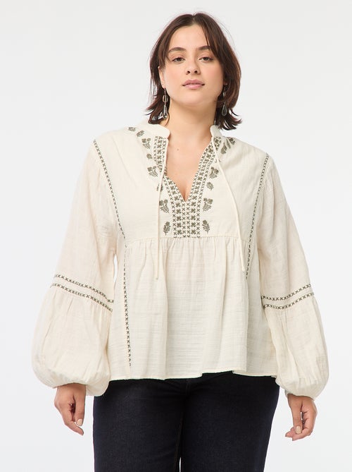 Blusa bordada de manga larga - Kiabi