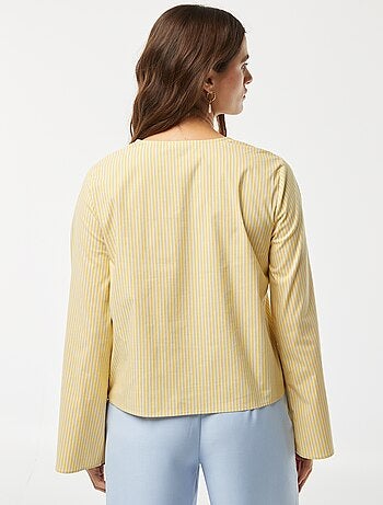 Blusa chaqueta a rayas con cintas para anudar