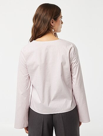 Blusa chaqueta a rayas con cintas para anudar