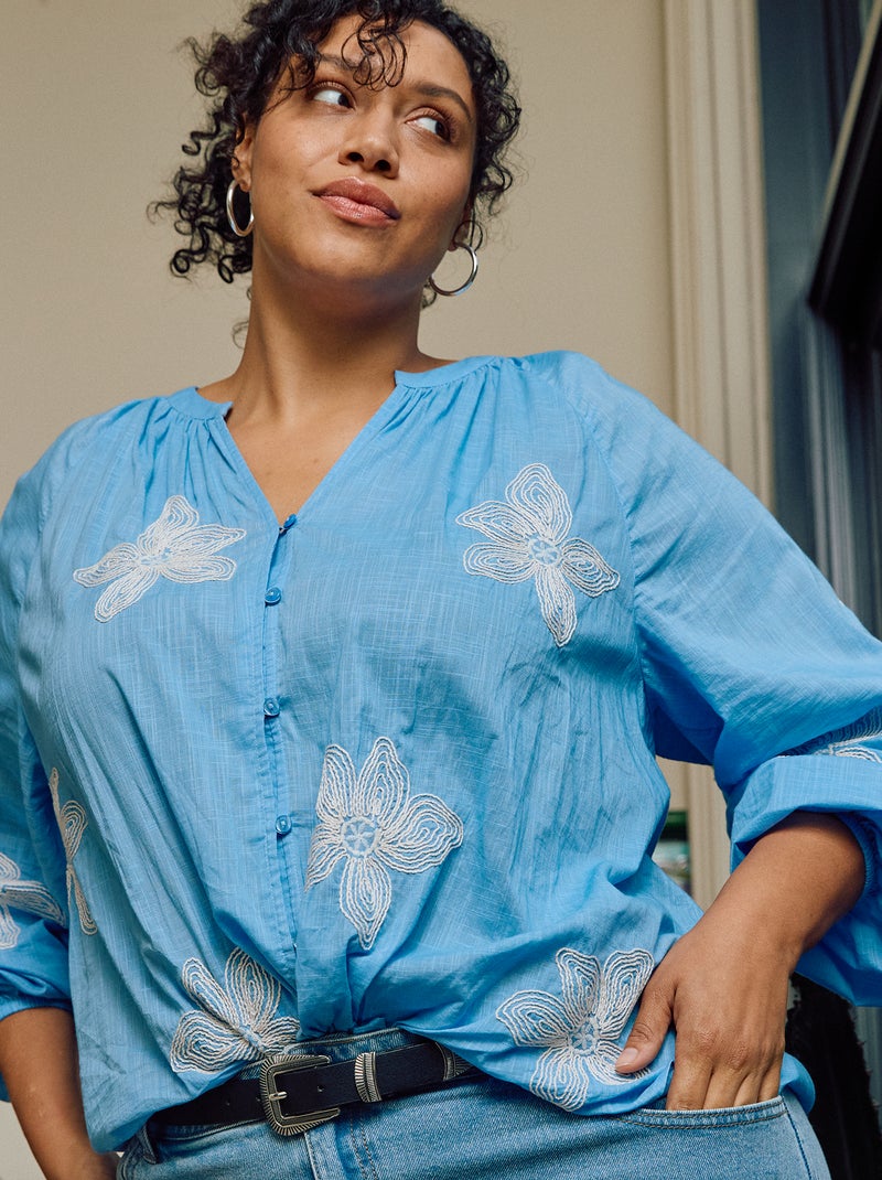 Blusa con bordados Azul - Kiabi