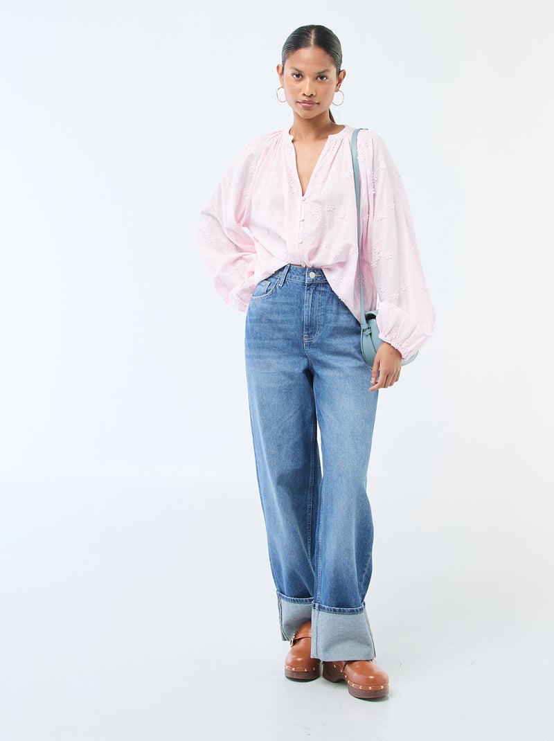 Blusa con bordados de flores Rosa - Kiabi
