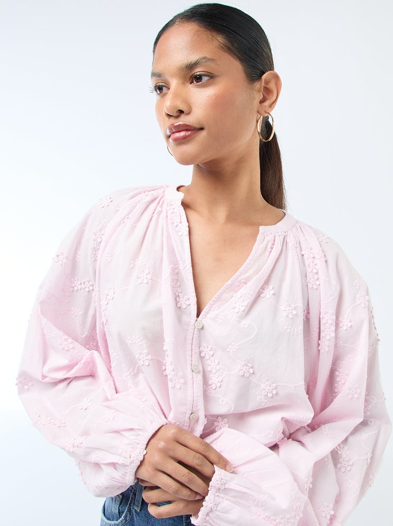Blusa con bordados de flores Rosa - Kiabi