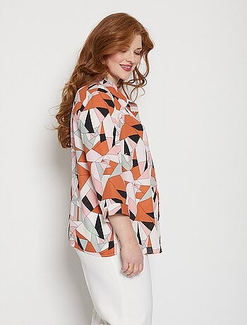 Blusa con botones y estampado gráfico - AFIBEL