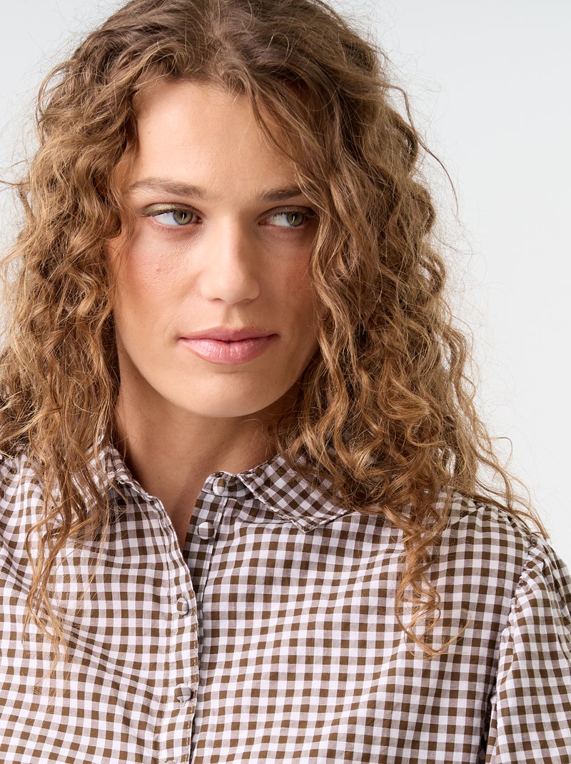 Blusa con cuello abotonado Kaki - Kiabi