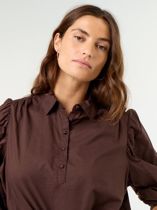 Blusa con cuello abotonado - Kiabi