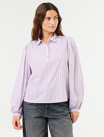 Blusa con cuello abotonado