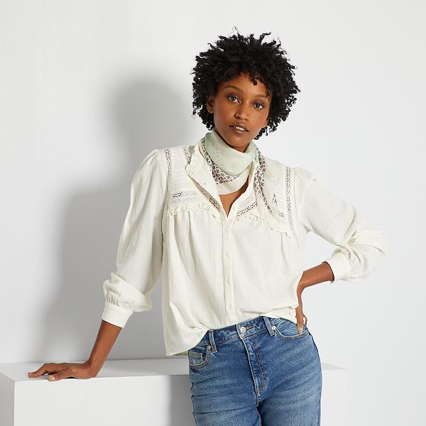 Blusa con cuello alto con detalles de fantasía null - BLANCO - Kiabi -  20,00€