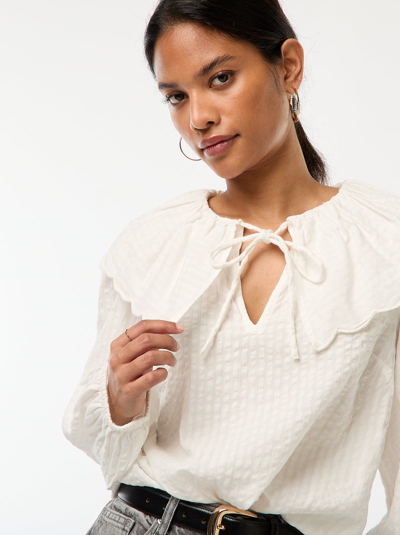 Blusa con cuello bebé amplio Blanco - Kiabi