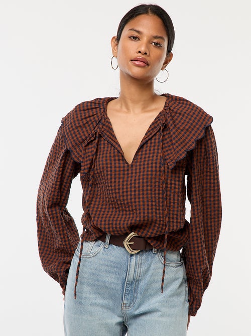 Blusa con cuello bebé amplio - Kiabi