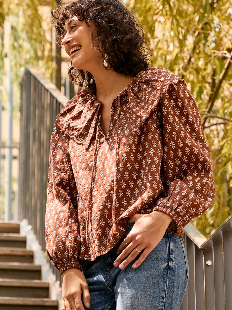 Blusa con cuello bebé amplio Marron - Kiabi