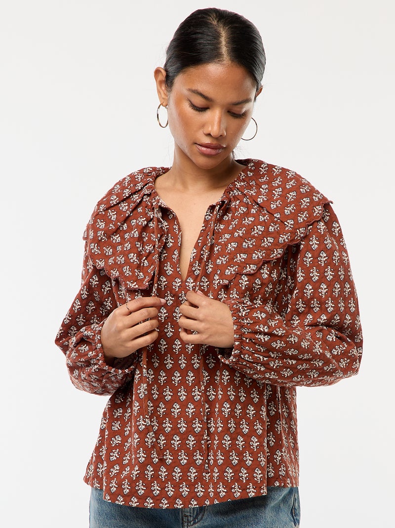 Blusa con cuello bebé amplio Marron - Kiabi
