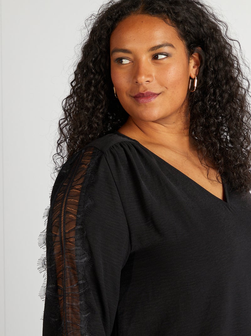 Blusa con encaje en las mangas negro - Kiabi