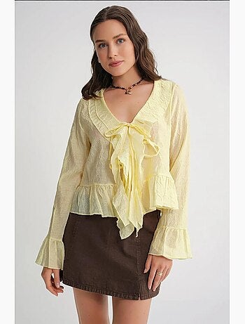 Blusa con escote en pico, volantes y lazo mixray