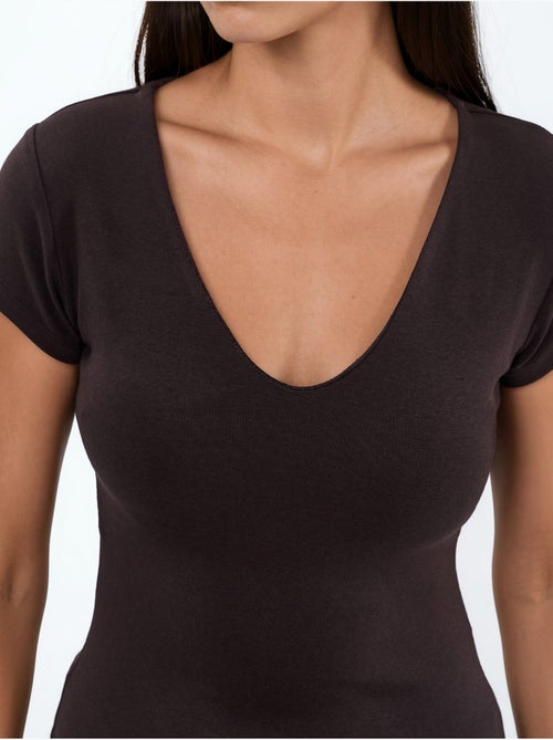 Blusa con escote en v de mezcla de modal y algodón busem - Kiabi Blusa con escote en v de mezcla de modal y algodón busem - Kiabi