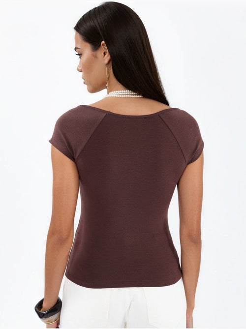 Blusa con escote en v y manga corta con drapeado busem - Kiabi Blusa con escote en v y manga corta con drapeado busem - Kiabi