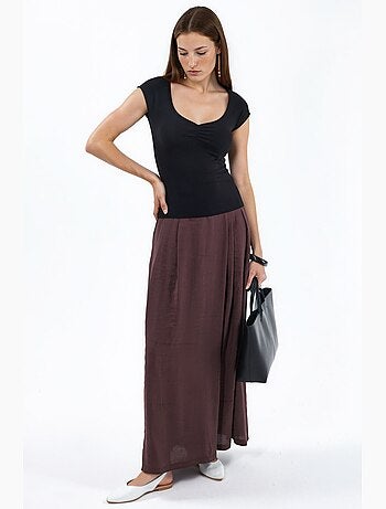 Blusa con escote en v y manga corta con drapeado busem